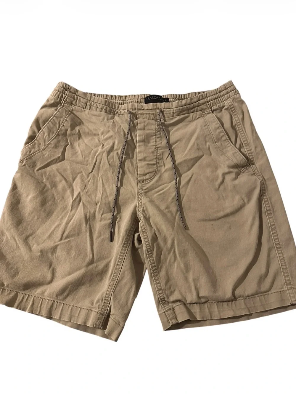 Aeropostale tan khaki drawstring elastic waist shorts men’s size medium